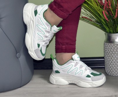 Женские кроссовки белые демисезонные на высокой подошве цветные с зелеными встав. . фото 7