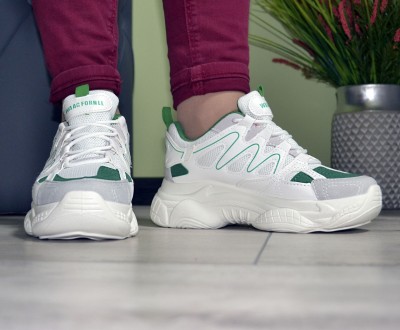 Женские кроссовки белые демисезонные на высокой подошве цветные с зелеными встав. . фото 3