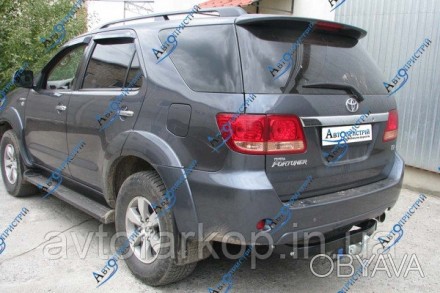 Номер по каталогу Т.45Фаркоп Toyota FORTUNER (универсал 2005-2013) Автопрыстрий . . фото 1