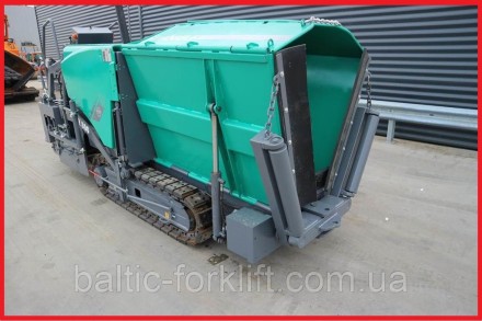 Асфальтоукладчик гусеничный VÖGELE SUPER 800. Киев. фото 1 Асфальтоукладчик гусеничный VÖGELE SUPER 800. Киев. фото 1