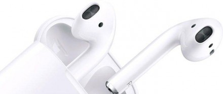 Навушники Apple AirPods 2 2019 (MV7N2) оригінал. Київ. фото 1 Навушники Apple AirPods 2 2019 (MV7N2) оригінал. Київ. фото 1