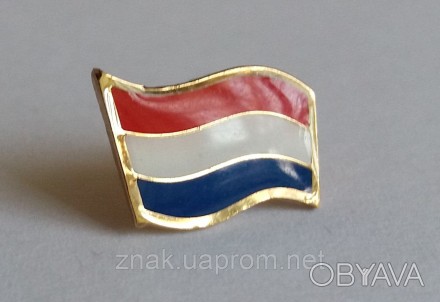  Значок флаг Нидерландов, крепление бабочка, размер 8*12 мм.
 Значки изготовлены. . фото 1