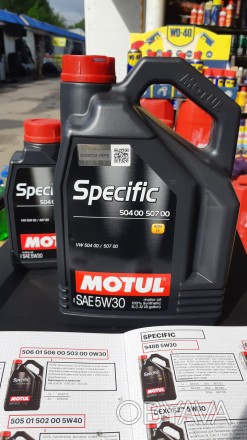 Высококачественное синтетическое моторное масло для автомобилей нового поколения. . фото 1