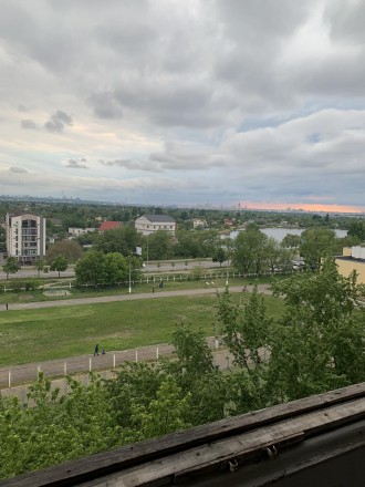Сдается комната с лоджией в 3х-ком. ул. Радужная 55. Левобереж/Дарница 10 мин. Київ. фото 1 Сдается комната с лоджией в 3х-ком. ул. Радужная 55. Левобереж/Дарница 10 мин. Київ. фото 1