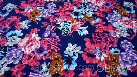  Нежная ткань шелк Армани темно-синего цвета с цветочным принтом - это тонкая, г. . фото 1