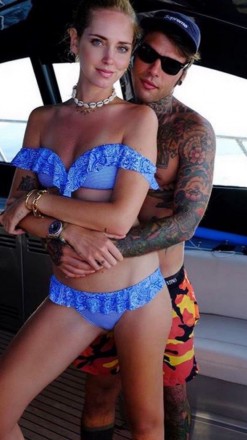 Купальник раздельный  с рюшами голубой заниженная посадка. Харьков. фото 1