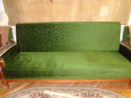 Продам диван раскладной двухспальный в отличном состоянии. Каркас и ножки (резны. . фото 2