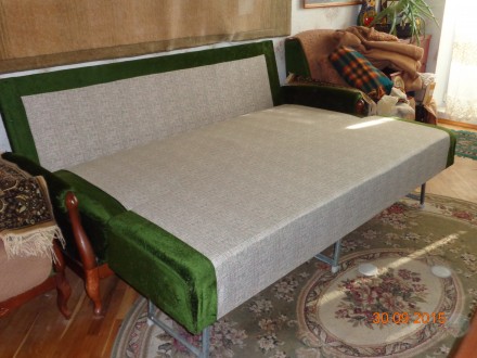 Продам диван раскладной двухспальный в отличном состоянии. Каркас и ножки (резны. . фото 5