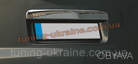  Накладка над номером на багажник Omsa на Volkswagen T5 2010 изготовлена из пище. . фото 1