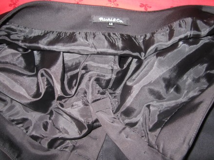 Новая нарядная красивая юбка на подкладке,Польша.Спереди застёжка на пуговицы, д. . фото 4