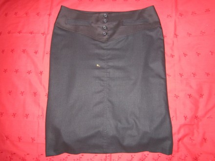 Новая нарядная красивая юбка на подкладке,Польша.Спереди застёжка на пуговицы, д. . фото 3