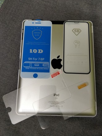 В наличии защитные стекла на все модели iPhone:

- обычные - 100 грн;
- 3D (б. . фото 3