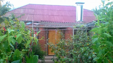 Дом, постройка конца 70-х годов, красный кирпич, общая площадь 79,6 кв.м., высот. Лески. фото 2