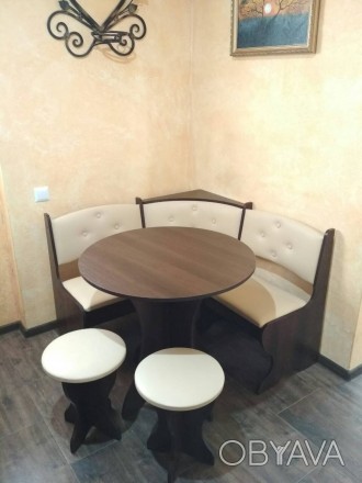 Кухонный уголок Боярин с круглым обеденным столом +2 табурета!
Современный кухо. . фото 1