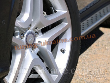  Боковые пороги оригинал в OEM стиле на Mercedes-Benz GL 2012 изготовлены из кач. . фото 1