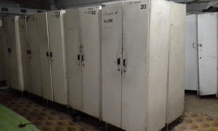 продаём шкафы - раздевалки металлические б/у, 2-х дверные по цене 870 грн/шкаф,(. . фото 3