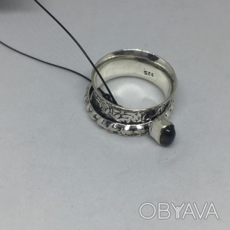 Предлагаем Вам купить кольцо с натуральным камнем - лабрадор в серебре. Индия!
Р. . фото 1