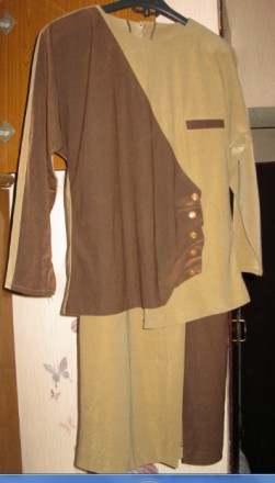 Модный костюмчик женский для деловой женщины,комбинированный двух.цвет. юбка и к. . фото 3