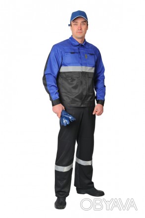 Рабочий мужской костюм со светоотражающими полосами состоит из куртки и полукомб. . фото 1