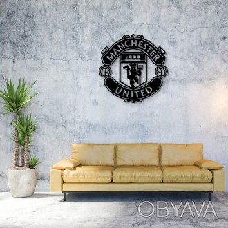 
Деревянная абстракция в форме эмблемы футбольного клуба «Манчестер Юнайтед» ста. . фото 1