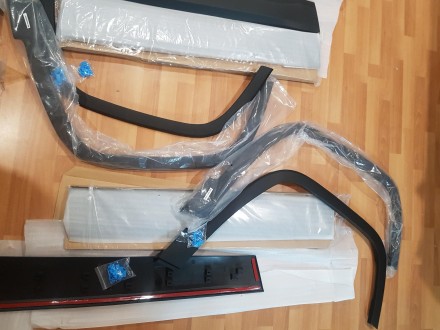 1YW32RXFAB 1YW33RXFAB Накладки молдинг Джип Чекроки Jeep Cherokee KL 2016. Кропивницький. фото 1 1YW32RXFAB 1YW33RXFAB Накладки молдинг Джип Чекроки Jeep Cherokee KL 2016. Кропивницький. фото 1