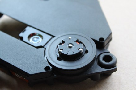 Лазерная головка KSM-440AEM с механикой для игровой приставки Sony PlayStation 1. . фото 5