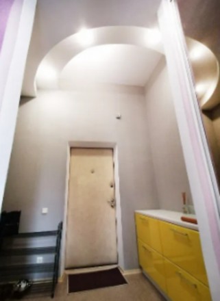 Сдам 1комнатную квартиру-студию в центре Киева,с современным авторским ремонтом.. . фото 2
