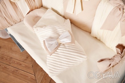  
	Комплект постельного белья в кроватку для новорожденных "Шарм" пошит из комби. . фото 1