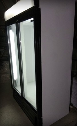 Холодильные шкафы-купе (витрины) б.у.
Раздвижные стеклянные двери, внутрення по. . фото 3