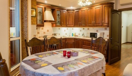 Сдается в аренду 3-х комнатная квартира в Голосеевском районе. Киев. фото 1 Сдается в аренду 3-х комнатная квартира в Голосеевском районе. Киев. фото 1