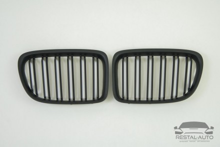 Ноздрі на BMW X5 E70 2007-2013 рік Чорні Матові ( Подвійні M-Look ). Чернівці. фото 1 Ноздрі на BMW X5 E70 2007-2013 рік Чорні Матові ( Подвійні M-Look ). Чернівці. фото 1