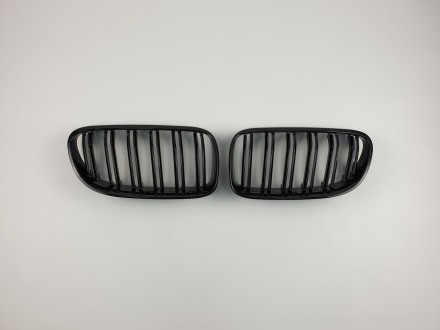 Ноздрі на BMW 3 Series E92 / E93 2010-2013 рік Чорні Глянцеві ( Подвійні M-Look). Чернівці. фото 1 Ноздрі на BMW 3 Series E92 / E93 2010-2013 рік Чорні Глянцеві ( Подвійні M-Look). Чернівці. фото 1