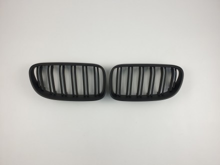 Ноздрі на BMW 3 Series E92 / E93 2010-2013 рік Чорні Матові ( Подвійні M-Look). Чернівці. фото 1 Ноздрі на BMW 3 Series E92 / E93 2010-2013 рік Чорні Матові ( Подвійні M-Look). Чернівці. фото 1