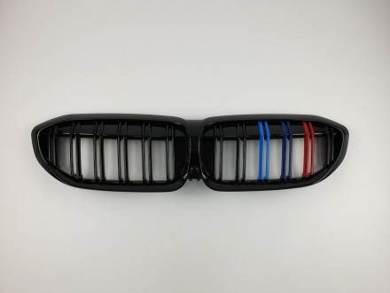 Ніздрі на BMW 3 Series G20 / G21 2018-20 рік M-color ( Подвійні M-Look ). Чернівці. фото 1 Ніздрі на BMW 3 Series G20 / G21 2018-20 рік M-color ( Подвійні M-Look ). Чернівці. фото 1