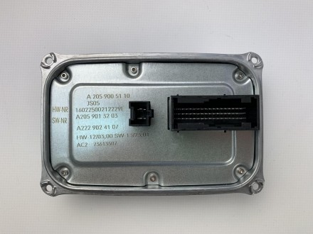Блок Фар Mercedes-Benz C-Class W205 2014-2018 рік A2059005110. Чернівці. фото 1 Блок Фар Mercedes-Benz C-Class W205 2014-2018 рік A2059005110. Чернівці. фото 1