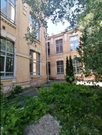 Продам здание под клинику, ул. Багговутовская. Общая площадь 2187 м2. Продажа от. . фото 6