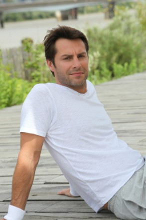 Весел, бодр, не альфонс). Киев. фото 1