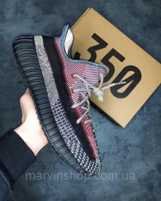 Кроссовки мужские черные рефлективные Yeezy Boost 350 v2 Holiday
Черные мужские . . фото 2