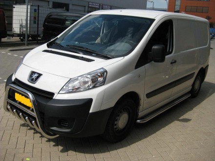 Пороги с листом (площадка) на Peugeot Expert 2007+ (длинный L2). Київ. фото 1 Пороги с листом (площадка) на Peugeot Expert 2007+ (длинный L2). Київ. фото 1