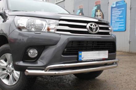 Труба двойная на Toyota Hilux ORJ. Київ. фото 1 Труба двойная на Toyota Hilux ORJ. Київ. фото 1