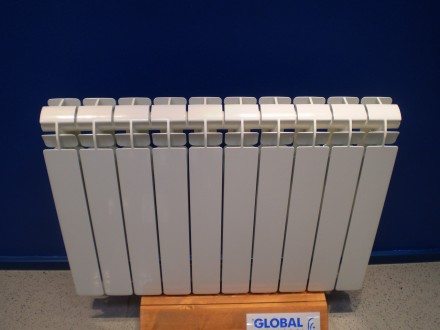 Алюминиевый радиатор Global EXTRA 500/100
Радиатор серии Extra 500/100 от италья. . фото 5