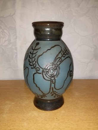 Продам редкую антикварную вазу, произведенную на Львовской керамико-скульптурной. . фото 4