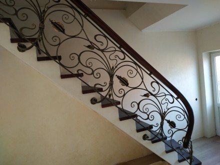 Ограждения для лестниц, перила, балюстрады в стиле: Лофт, Модерн и др.
Металлич. . фото 9