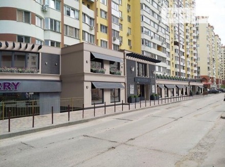 Продаж готового бізнесу. Фасад, 2 приміщення на 1 та 2 поверсі, загальною площею. Киевский. фото 4