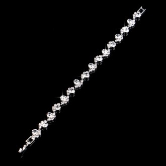 Материал ювелирный сплав
Вставка кристаллы
Ожерелье 50 см
Серьги 23*7 мм
Браслет. . фото 5