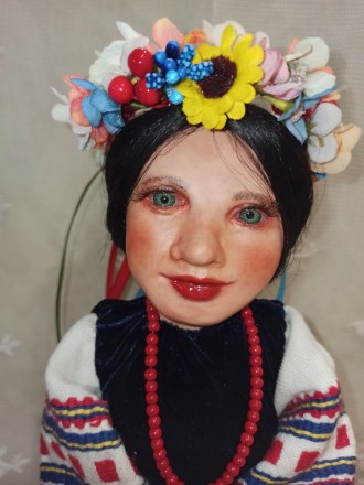 Кукла ручной работы Украинка.
Украинская женщина - это символ изобилия, радости. . фото 2