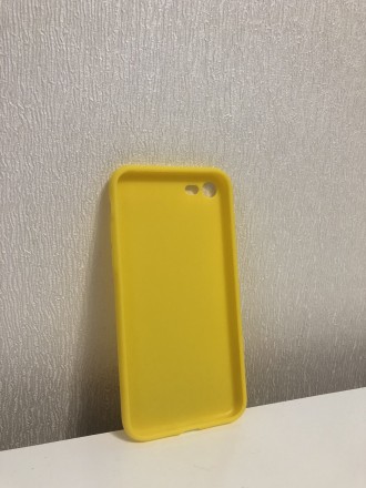 Продается абсолютно новый силиконовый чехол жёлтого цвета, на Iphone SE 2020/ Ip. . фото 3