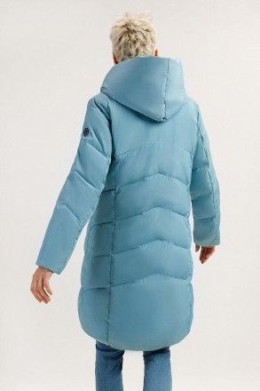 Длинная зимняя куртка женская Finn Flare комфортного прямого кроя с теплым капюш. . фото 5
