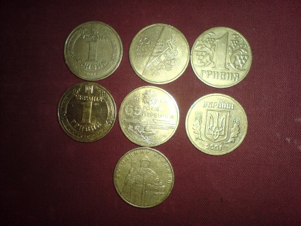 Есть монет 280 шт. + 80 шт. боле 360 шт. В основном советские монеты, есть и нем. . фото 3