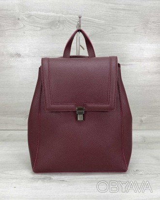 Женский рюкзак-сумка бордового цвета отличается вместительностью, а также привле. . фото 1